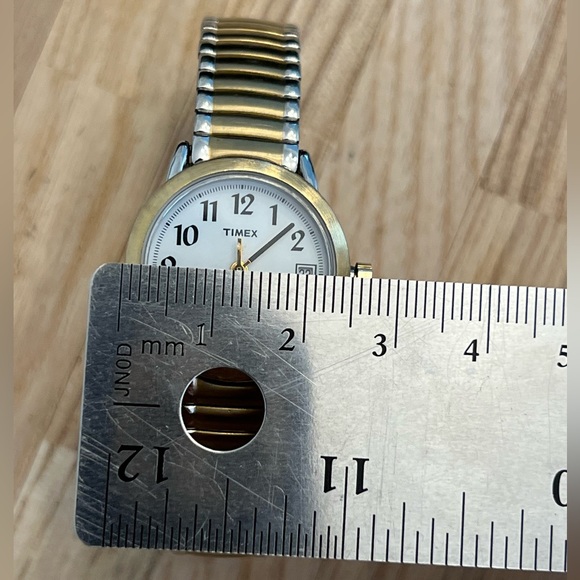 Timex Ladies Watch Indiglo White Dial Two Tone Stainless Bracelet Date Window - Picture 9 of 9